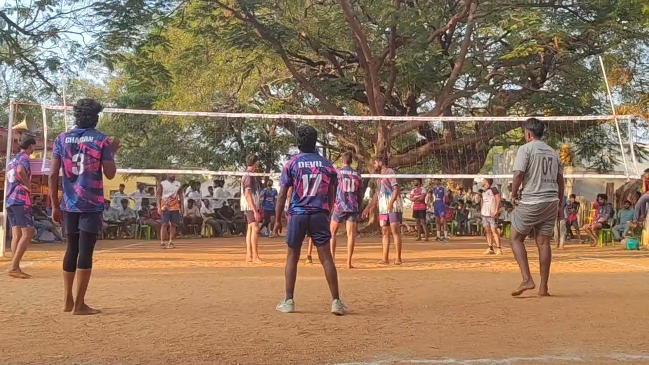 Challakere vs holalkere volleyball match 2nd set volleyball tournament hiriyur 