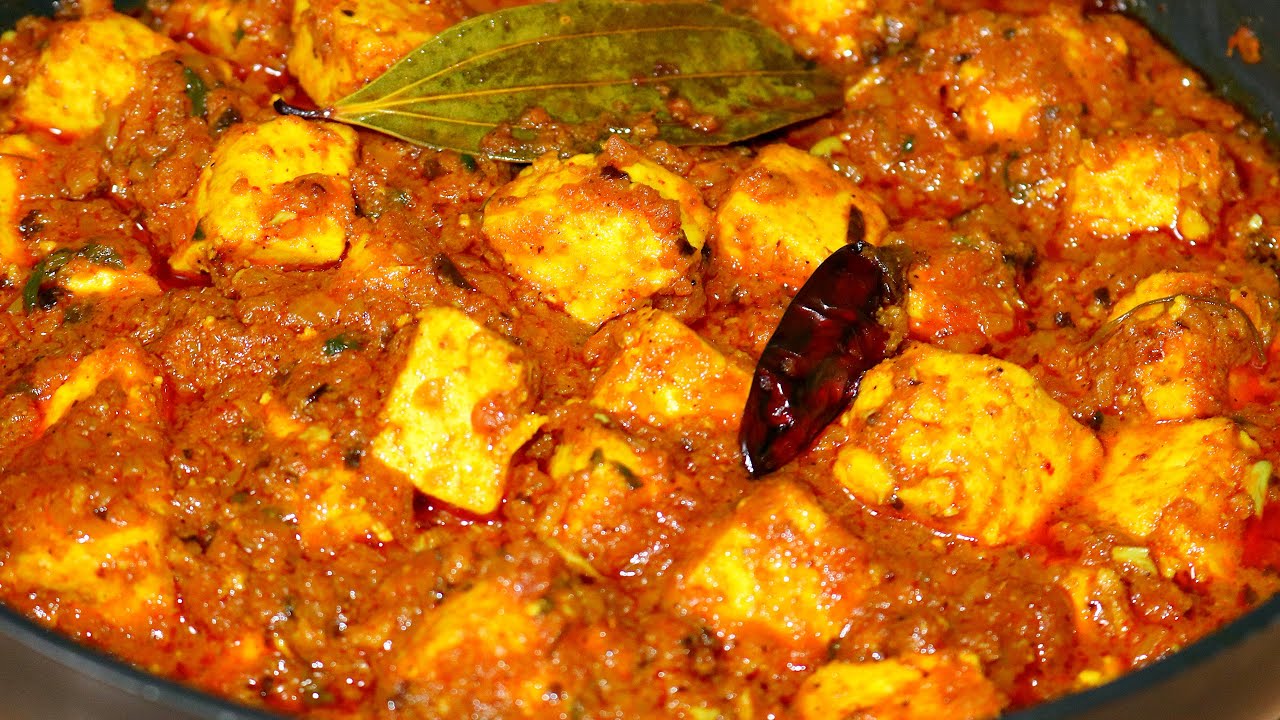 इस तरह से पनीर की सब्जी बनायेंगे तो सब अंगुलियां चाटते रह जायेंगे | Dhaba Style Paneer Ki Sabzi 😋