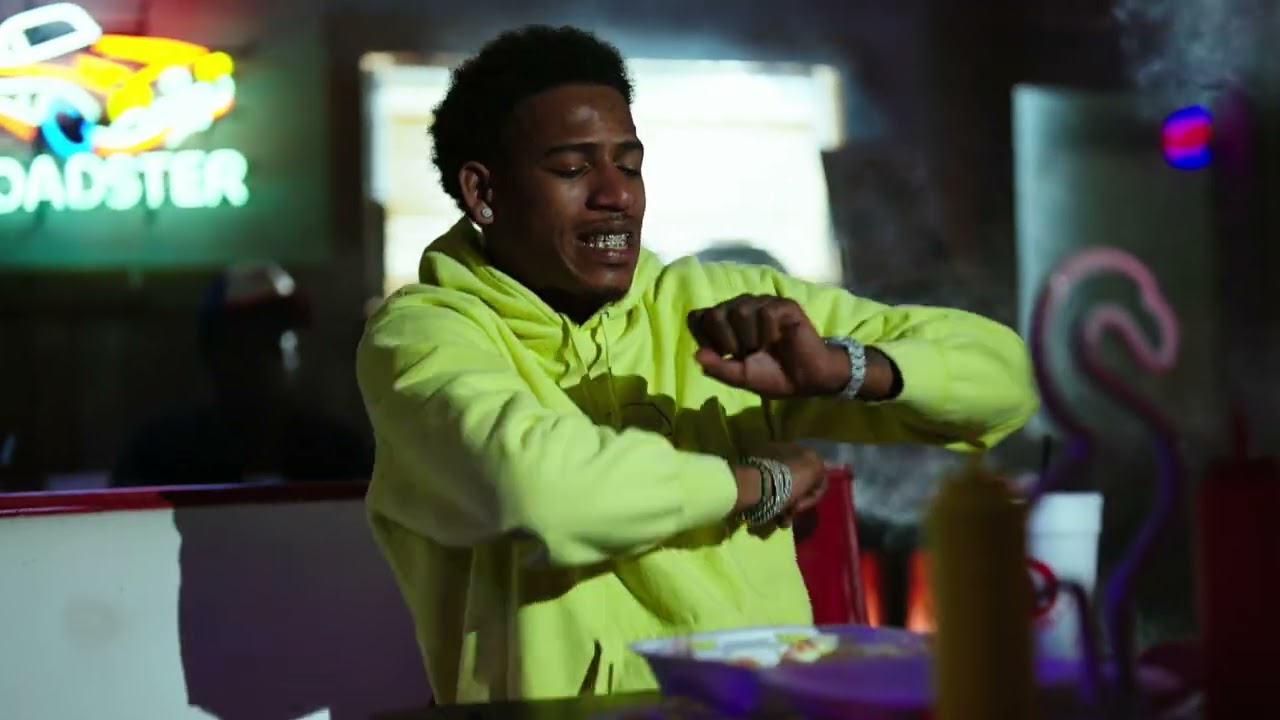 Rocklife Zho - Groomin (Official Video)