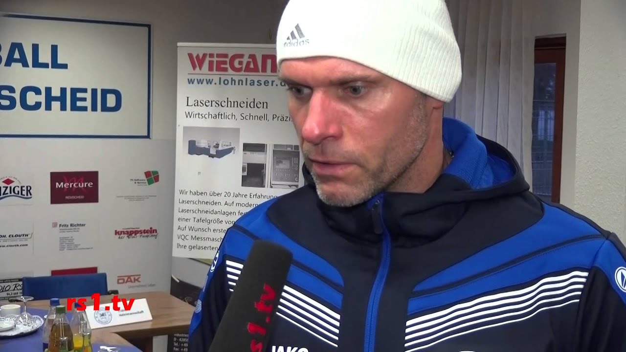 2015-11-08 Thorsten Legat nach dem Düsseldorfer SC 99 Spiel