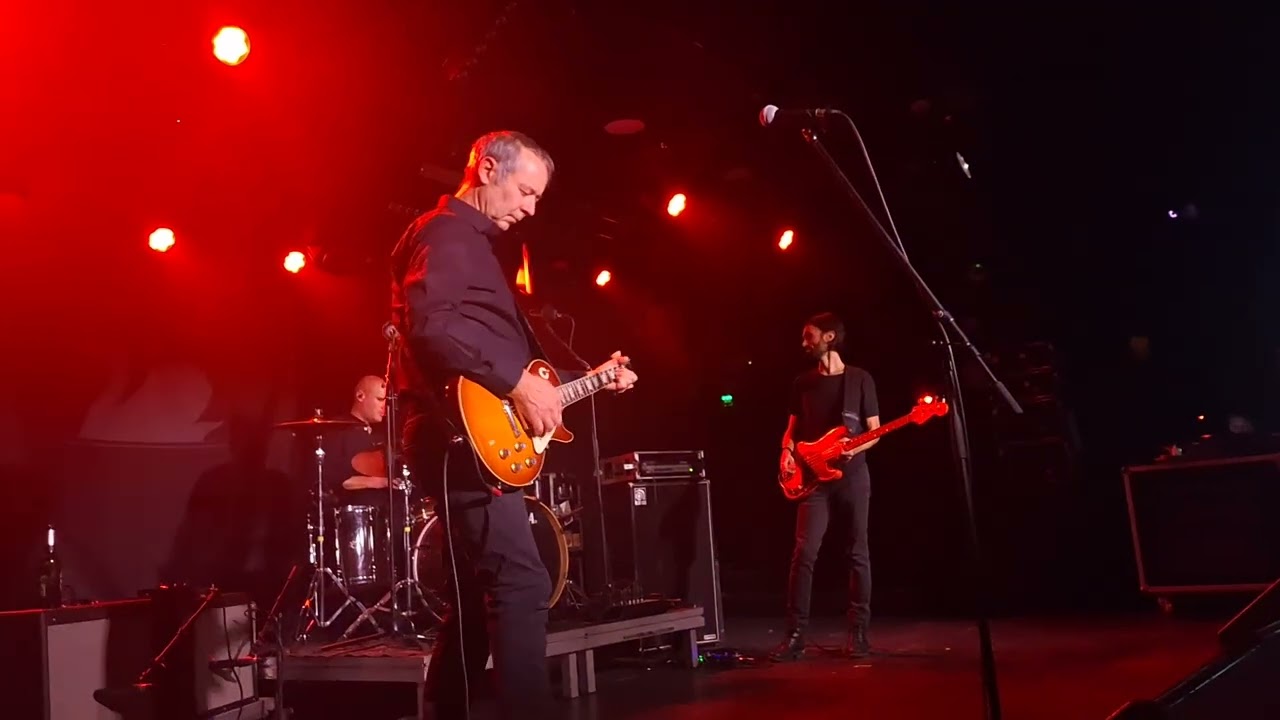 Pink Turns Blue live on A38