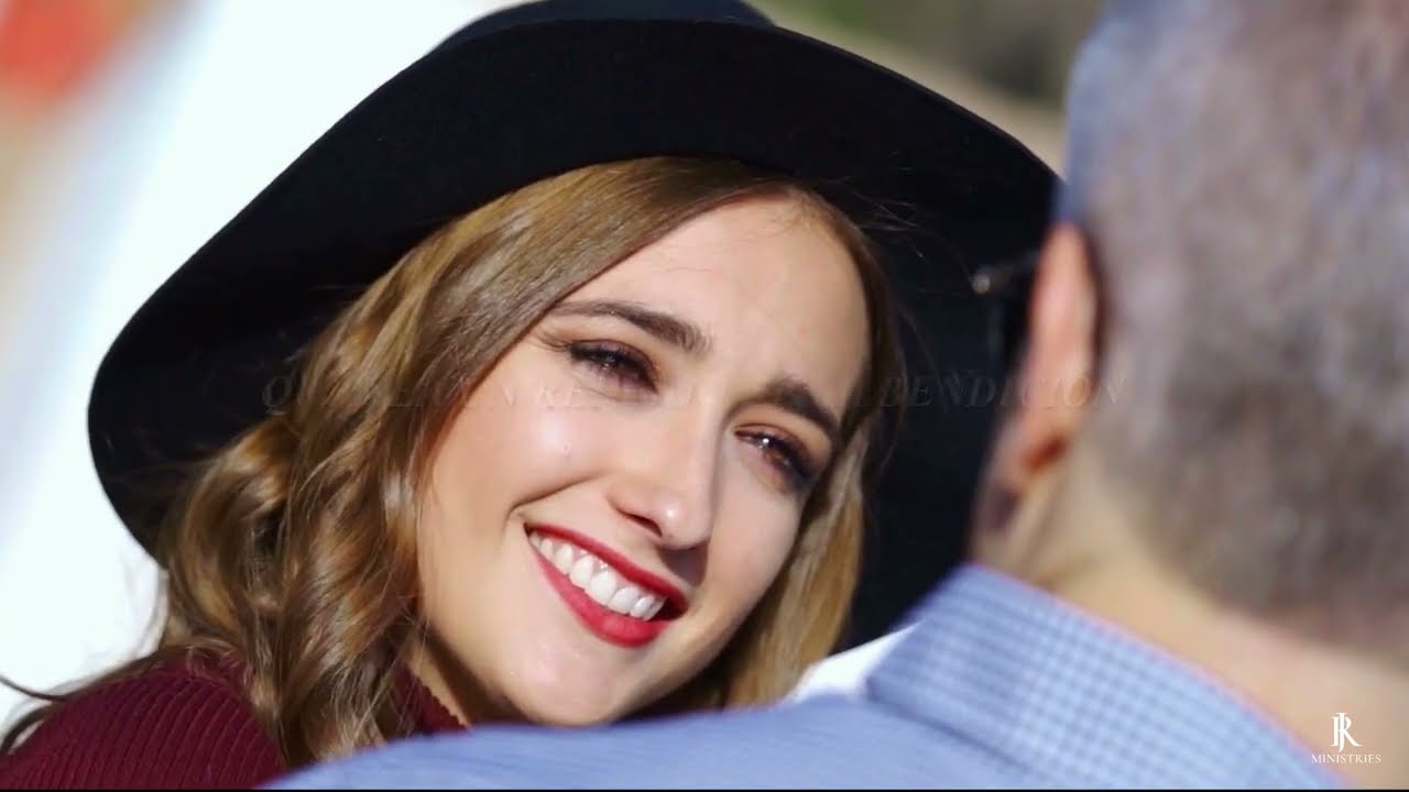 EL ENCANTO SECRETO DEL AMOR JAVIER ROSALES - VIDEOLYRICS
