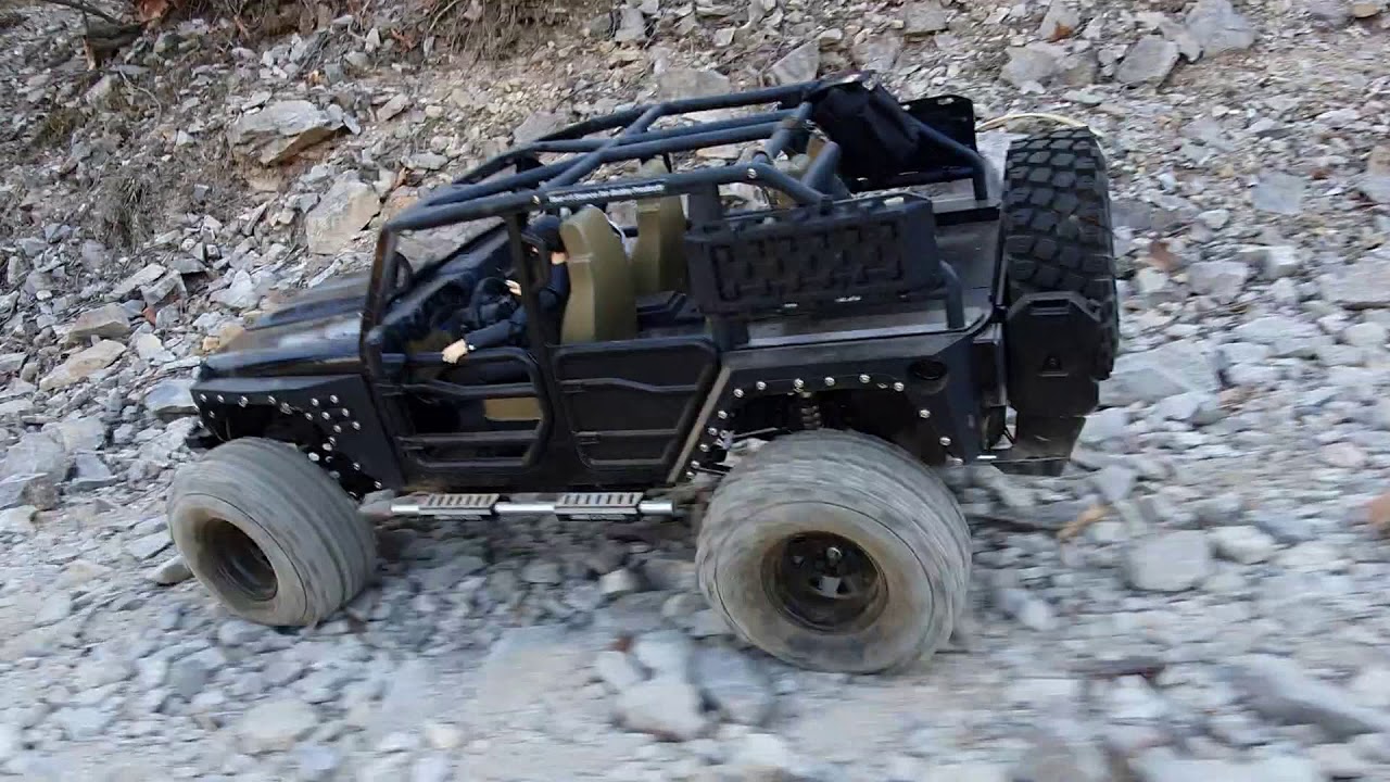 RC car off-road driving &Rock-Crawl Xtra Speed XS02 1/10 Scale Crawler 313mm Car Kit