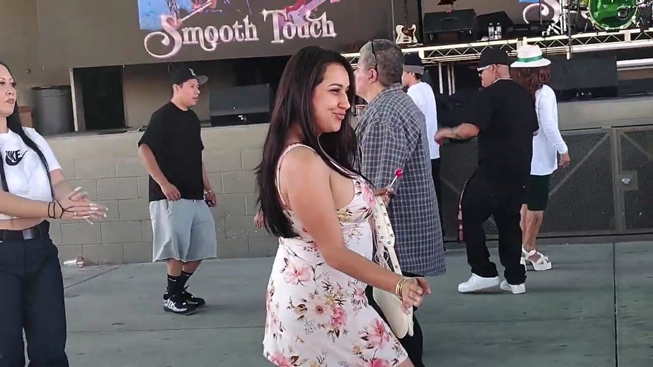 Super bowl Halftime show 😎 at Santa Fe 🌴🔥