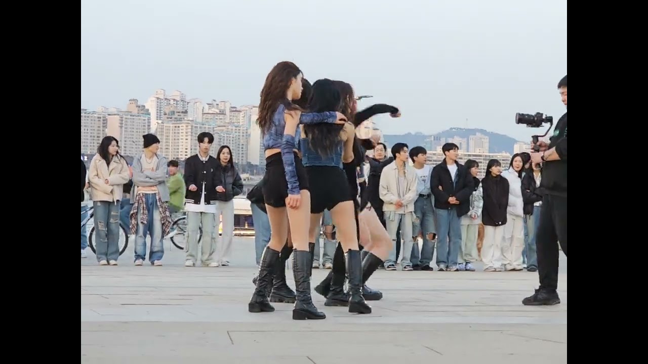 240310 4x4 busking 4X4Crew VS groovibe
