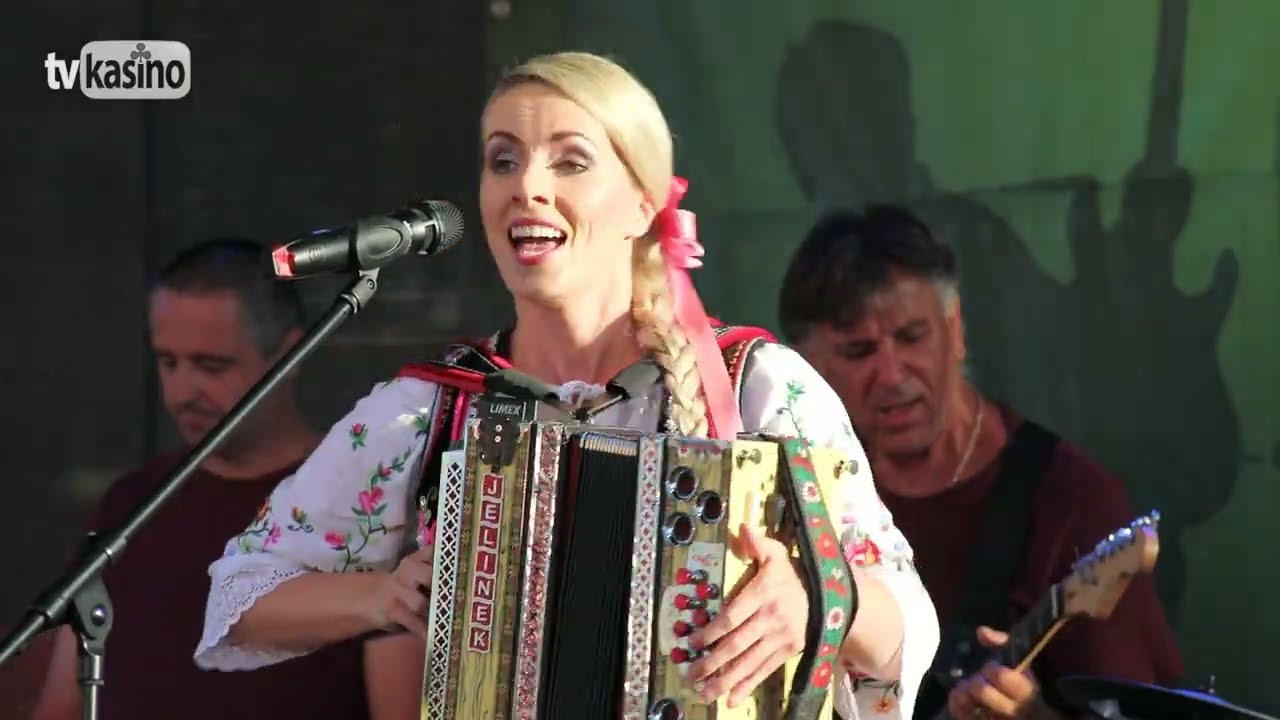 Vlasta Mudríková: Kolo nás, popred nás