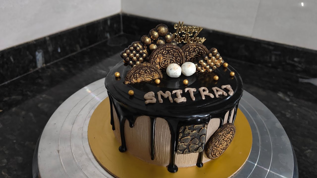 #chocolatecake#newcakedecoration#boycakedesign#trufflecake#homemadecake#birthdaycake#cakedecorating 