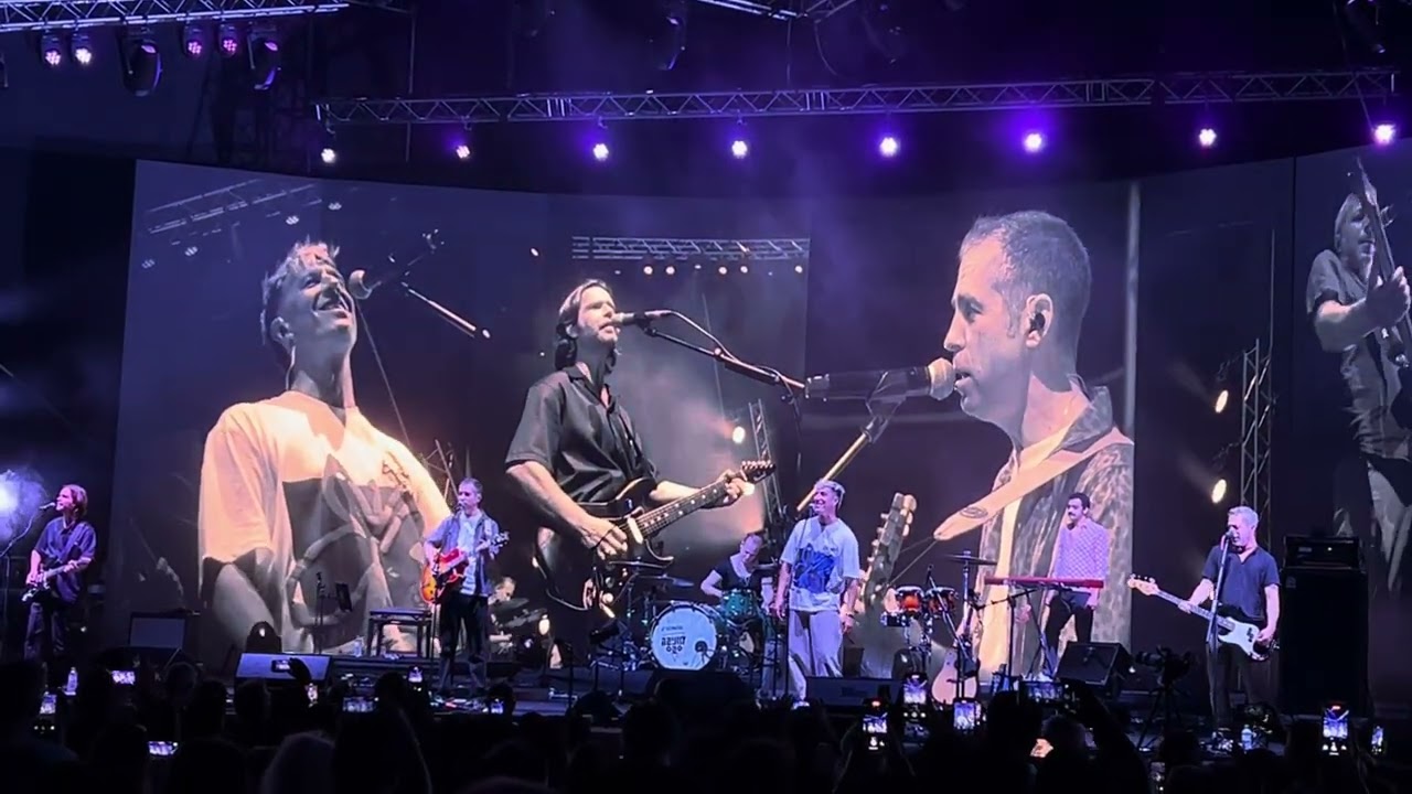 מוניקה סקס  בקיסריה -  פצעים ונשיקות