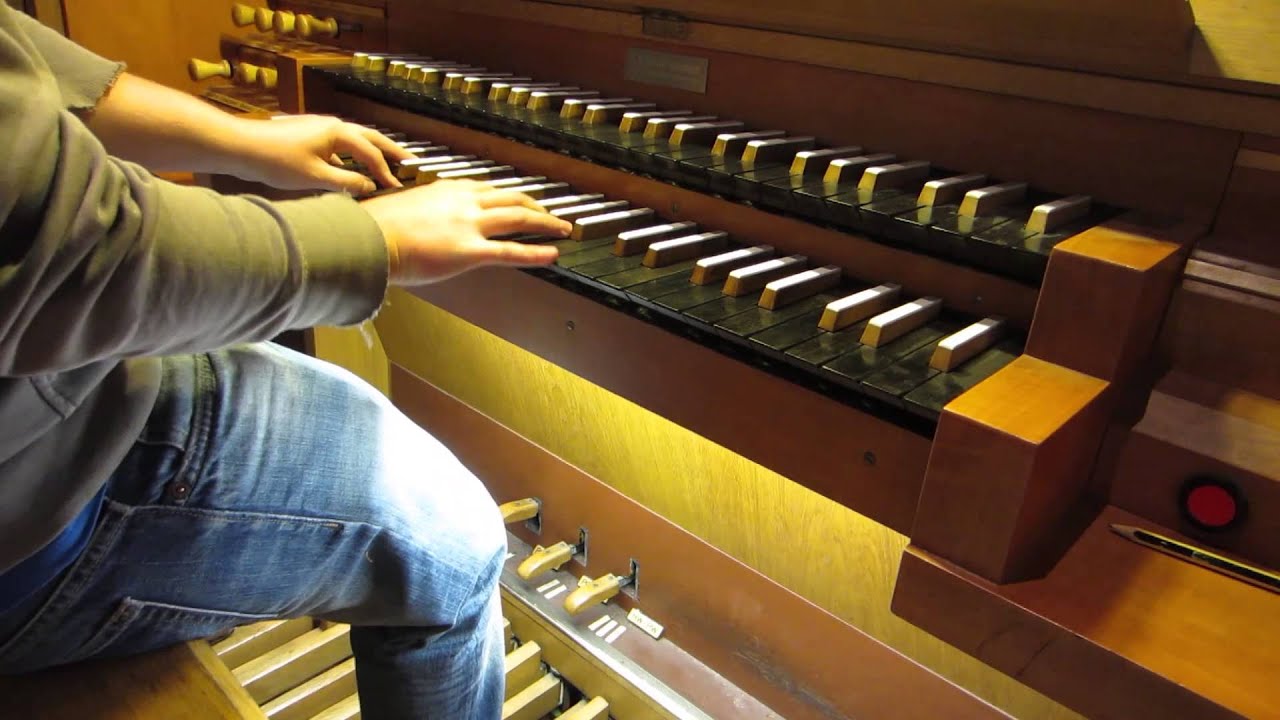 COLDPLAY - PARADISE on CHURCH ORGAN (HD)