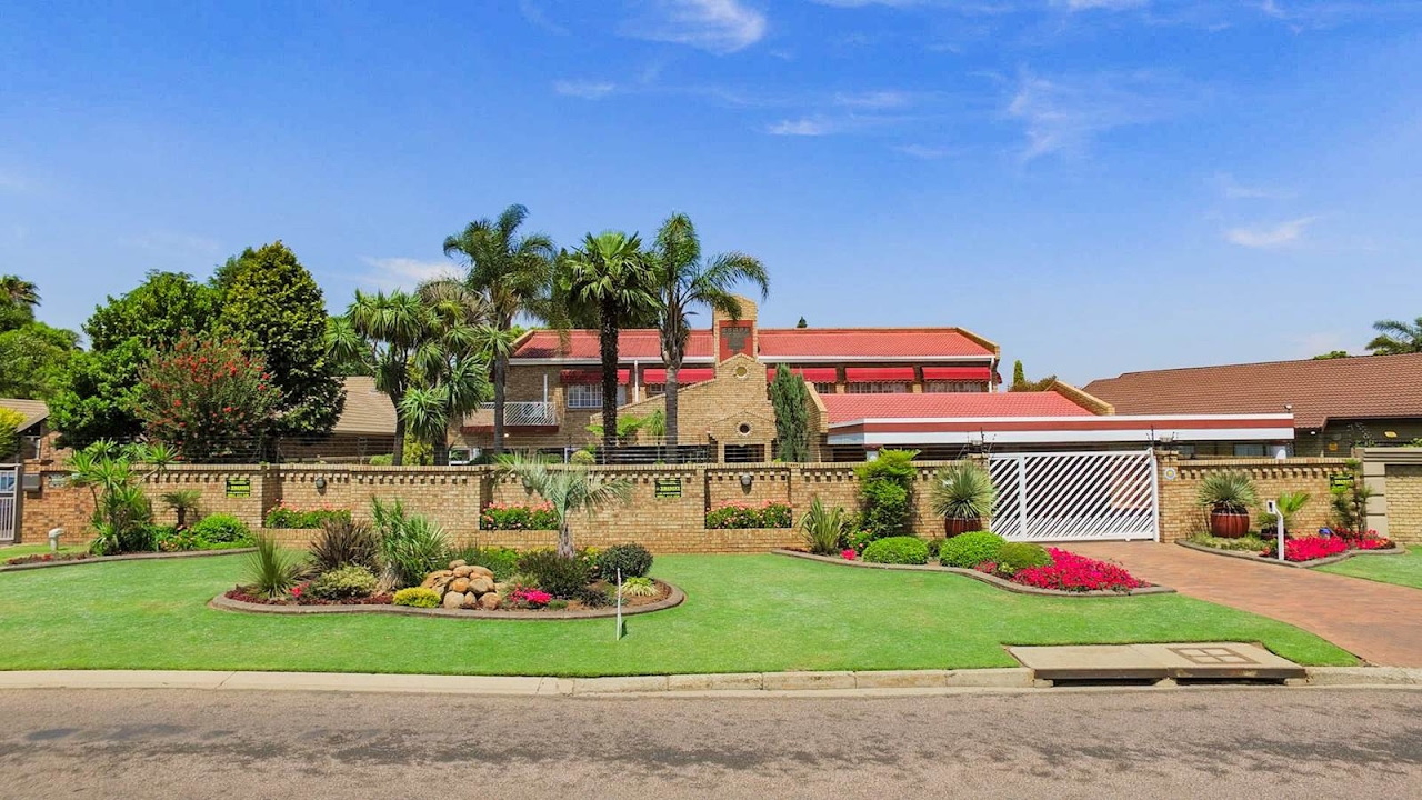 5 Bedroom House for sale in Gauteng | East Rand | Boksburg | Sunward Park | 8 Nicholson |