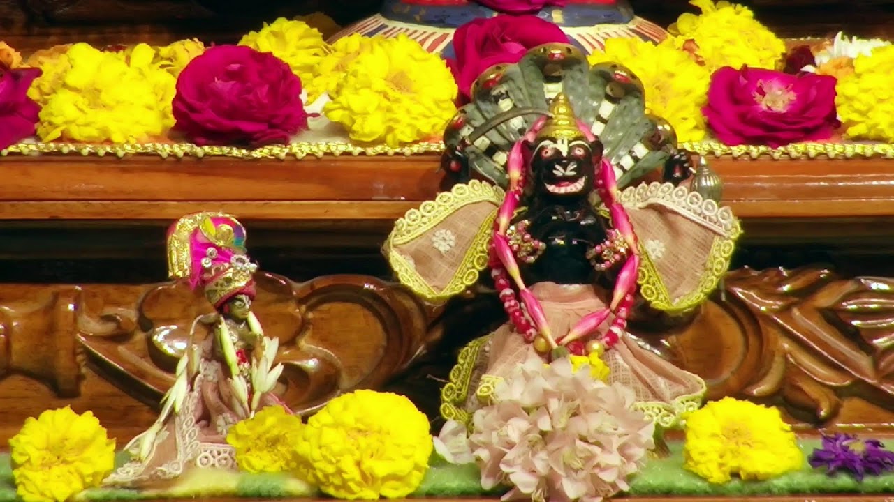 LIVE ISKCON Govardhan || Gaura Ārati  03-02-2026