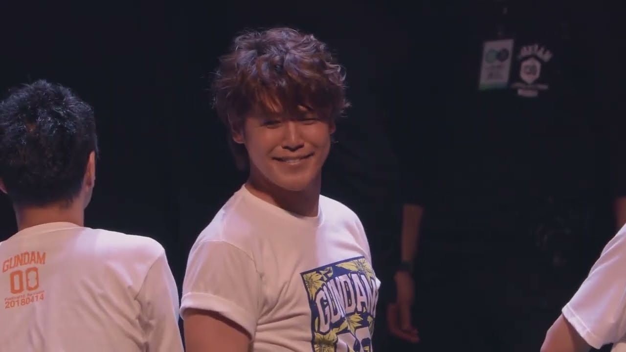 ど派手な登場をする中村悠一と入野自由、顔芸おなじみに宮野真守