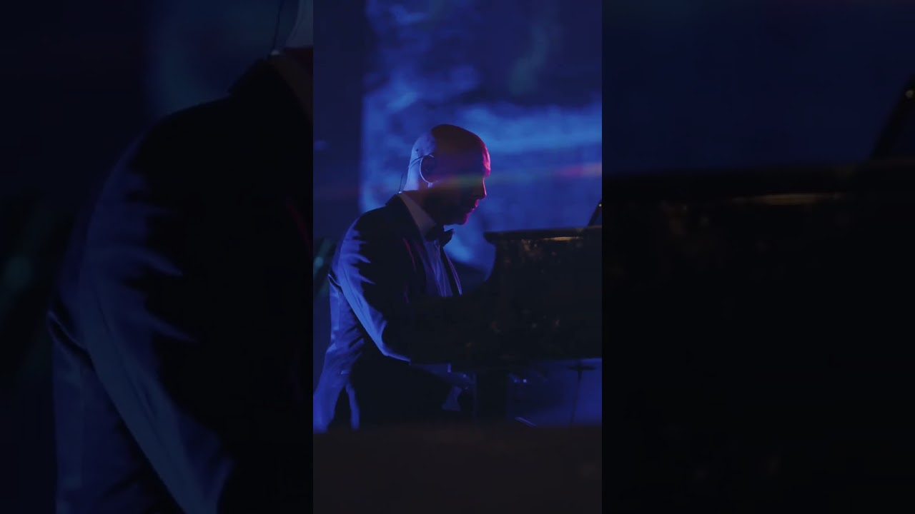 Levent Yüksel Sonbahar   Piano : Can Ataç