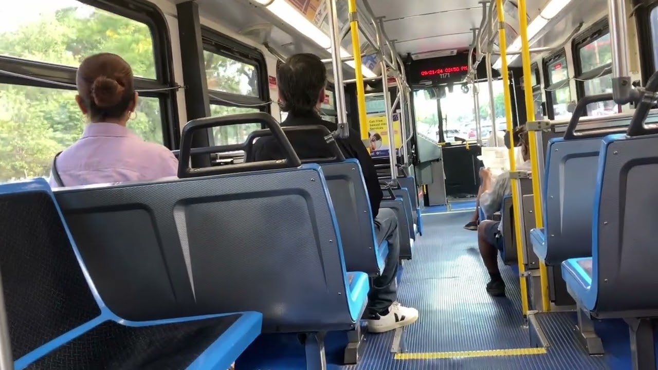 CTA On Board Riding 2006 New Flyer D40LF Bus 1171 on Route 147 Outer Dusable LSD Express on 9/21/24