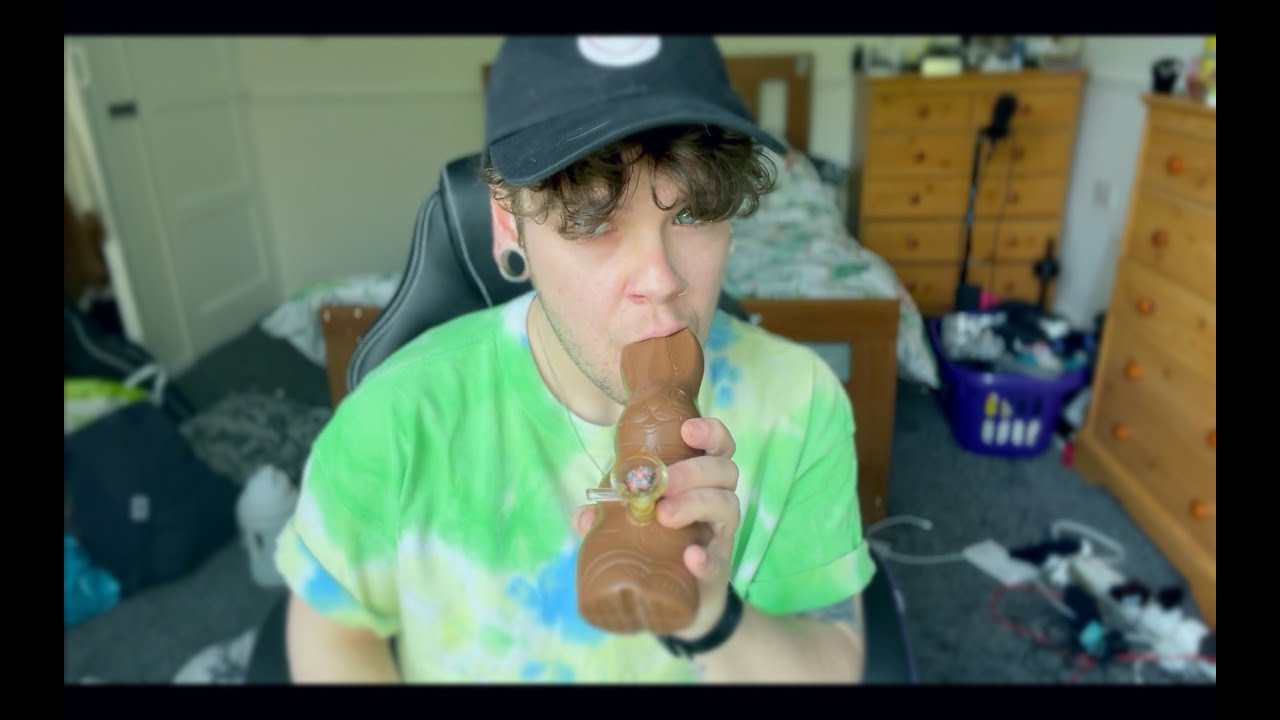 EASTER BUNNY BONG