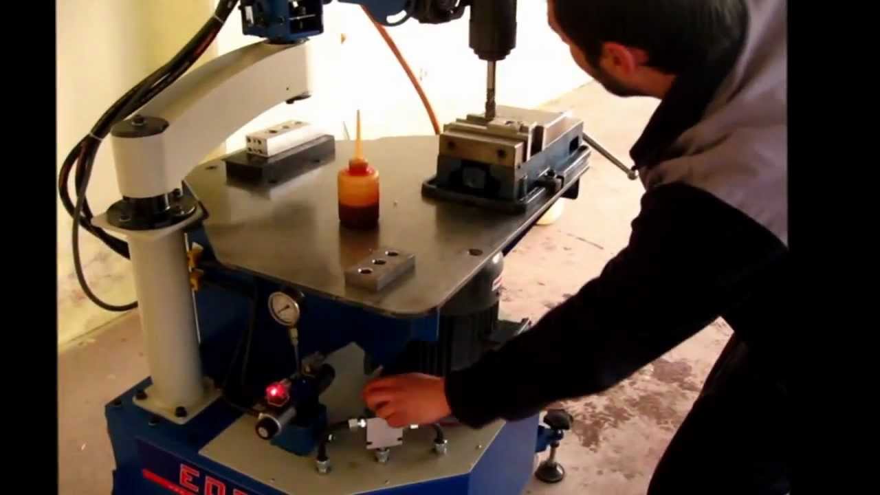 Kılavuz Çekme Makinesi - Hydraulic Tapping Machine