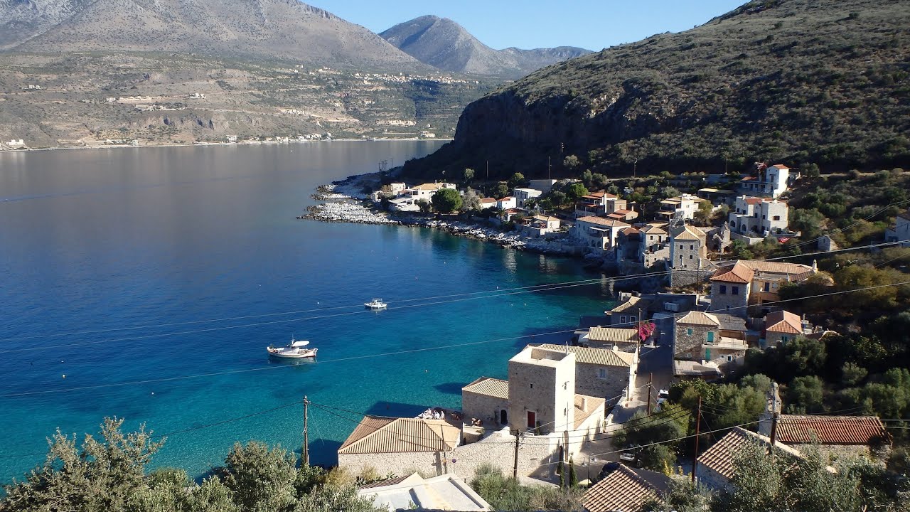 &Lambda;&iota;&mu;έ&nu;&iota;, &Mu;ά&nu;&eta; - Le village de Limeni, Le Magne, P&eacute;loponn&egrave;se