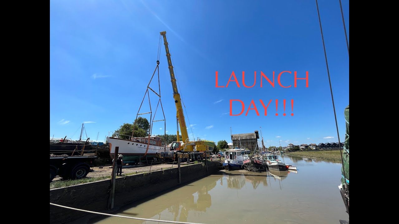 Rebuilding a ferro cement yacht. Counter Stern and Bulwarks! ***EPISODE 26***