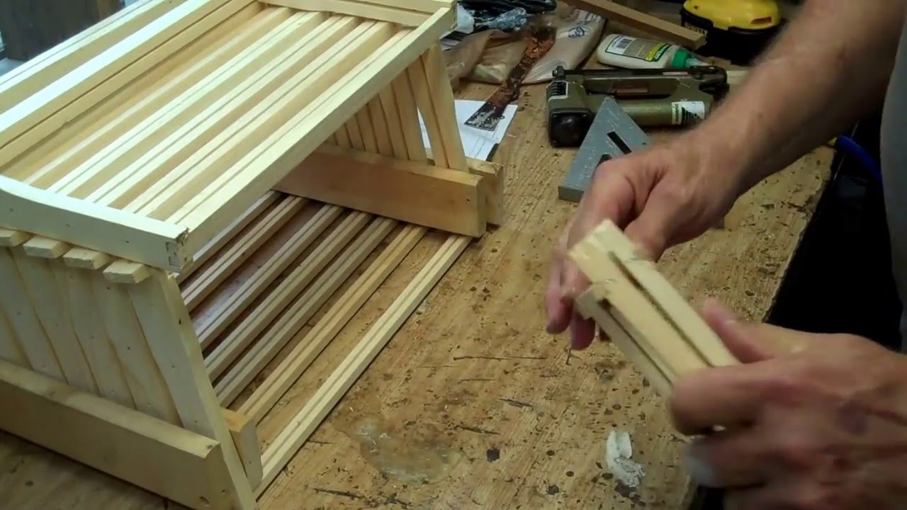 Help in putting Bee Hive frames together