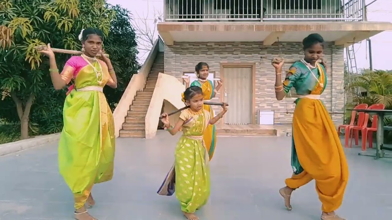 Pihu group dance,,#like #viral #vlog 