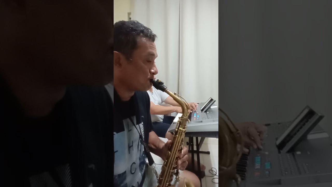 Ensaio Dna do beiradão maestro Alex nos teclados