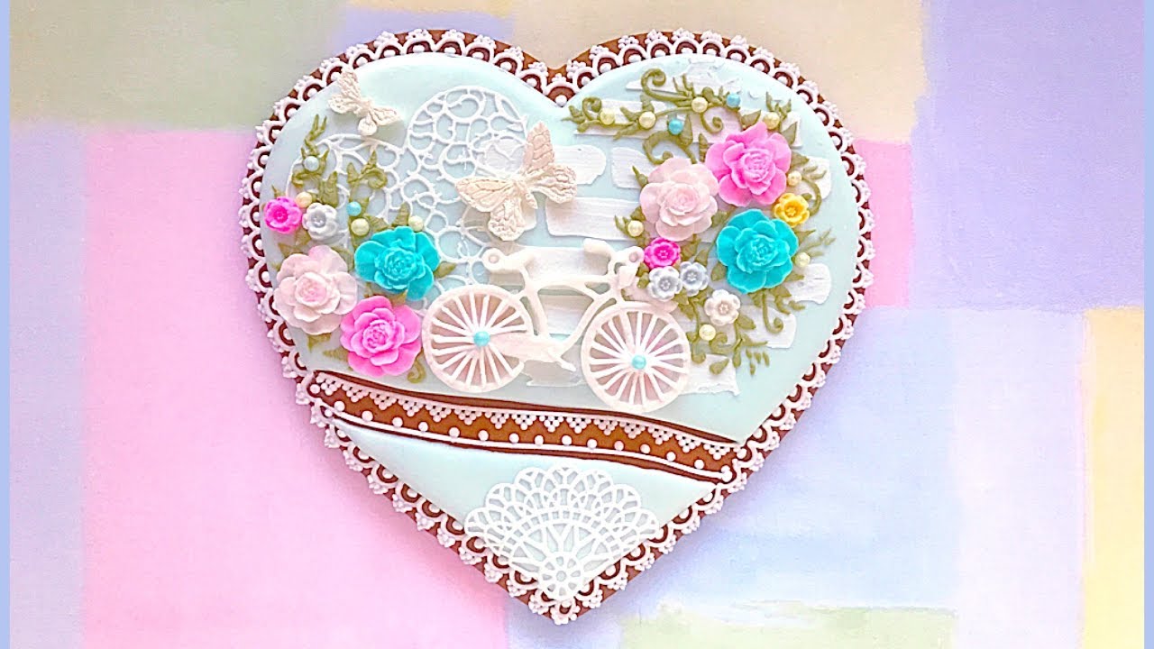 How to decorate cookie with edible lace. 