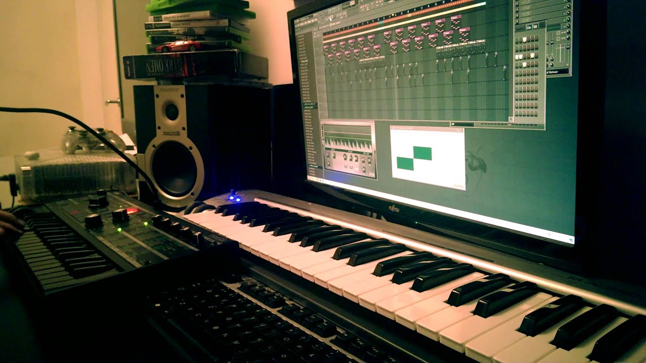 Crystal Castles - Crimewave cover with microKORG