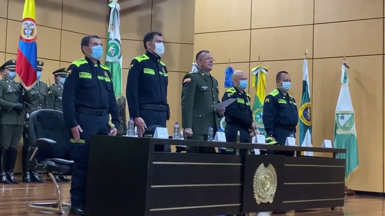 Ceremonia de reconocimiento y toma del mando de la Jefatura Nacional del Servicio de Policía.