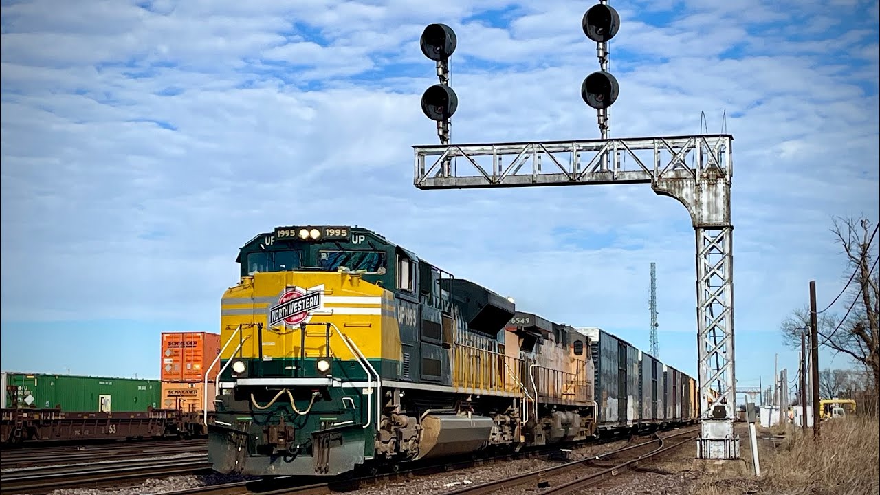 UP Rail Action Around the Metro East!