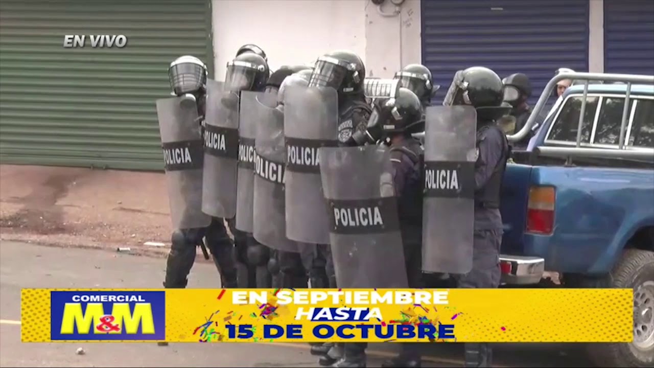 Antimotines desalojan protesta en El Chimbo a punta de gas