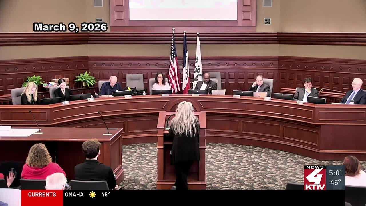 Who really controls the Sioux City Public Library’s money?