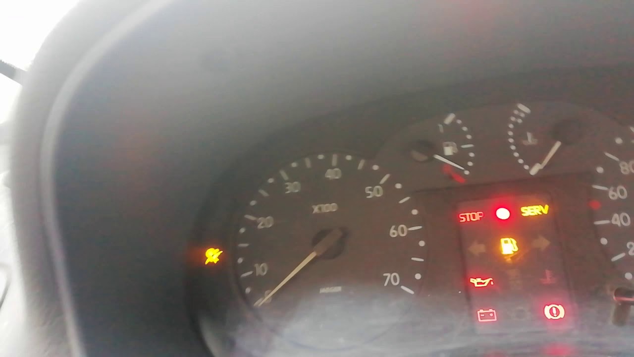 renault clio 2 1,2 2001r benzyna pomocy!!! problem z odpaleniem