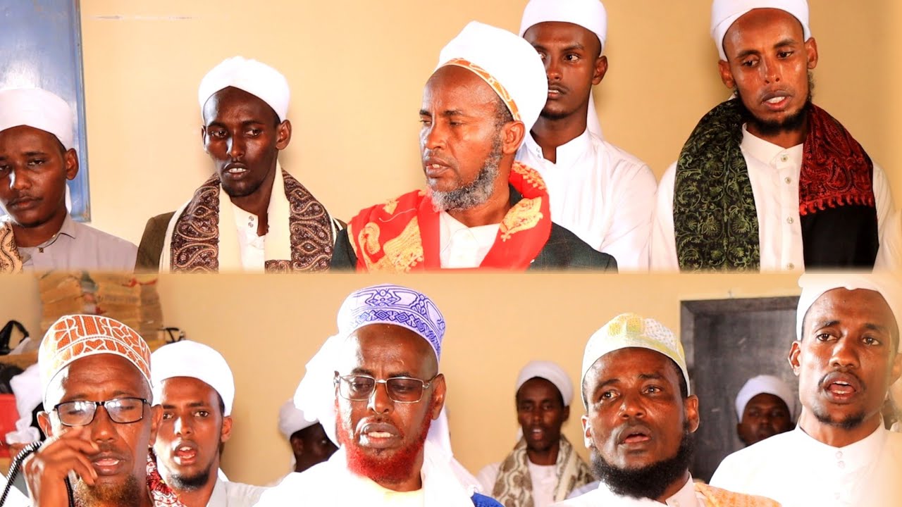 Shiikh bukhaari iyo saliga - Daawo