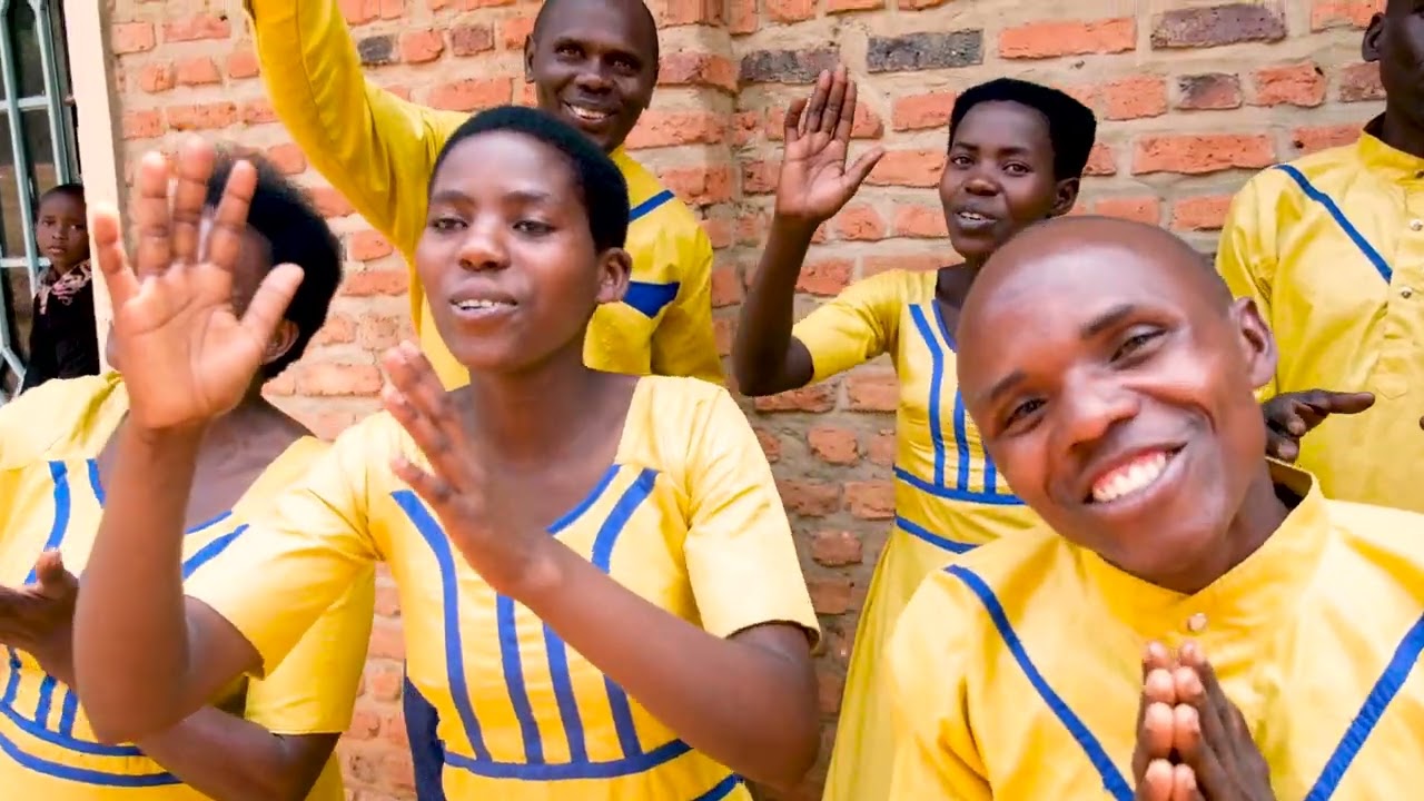 Iki nico Gihe by Chorale ABASARUZI SDA Kirundo