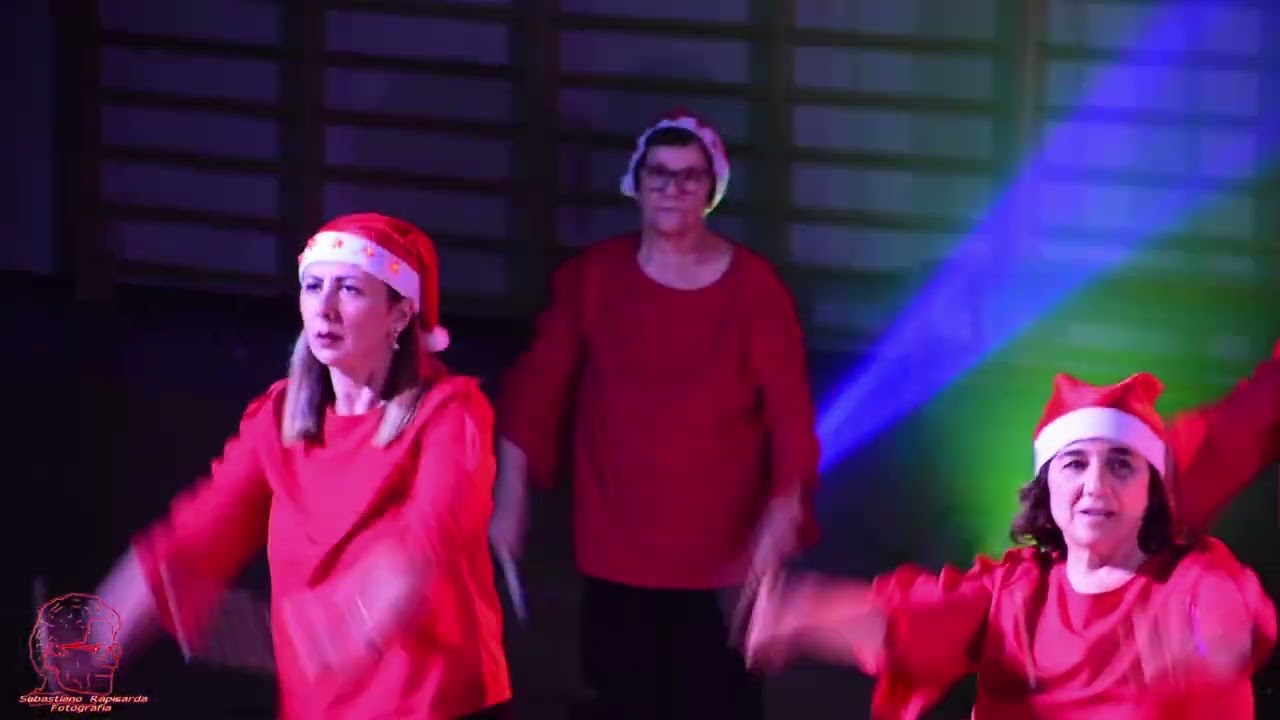 CHRISTMAS DANCE  - HD
