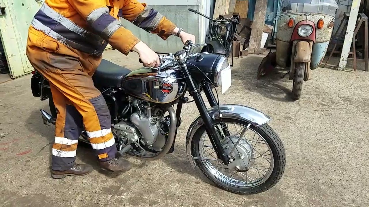 1958 Velocette Venom 500cc at Andy Tiernans #08808VEL
