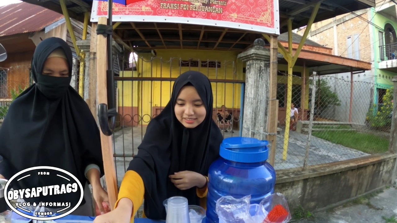 SUASANA BULAN PUASA DI KOTA SELAT PANJANG DISINI  RAKYAT NYA  PAKE BAHASA MELAYU MACAM  DI MALAYSIA