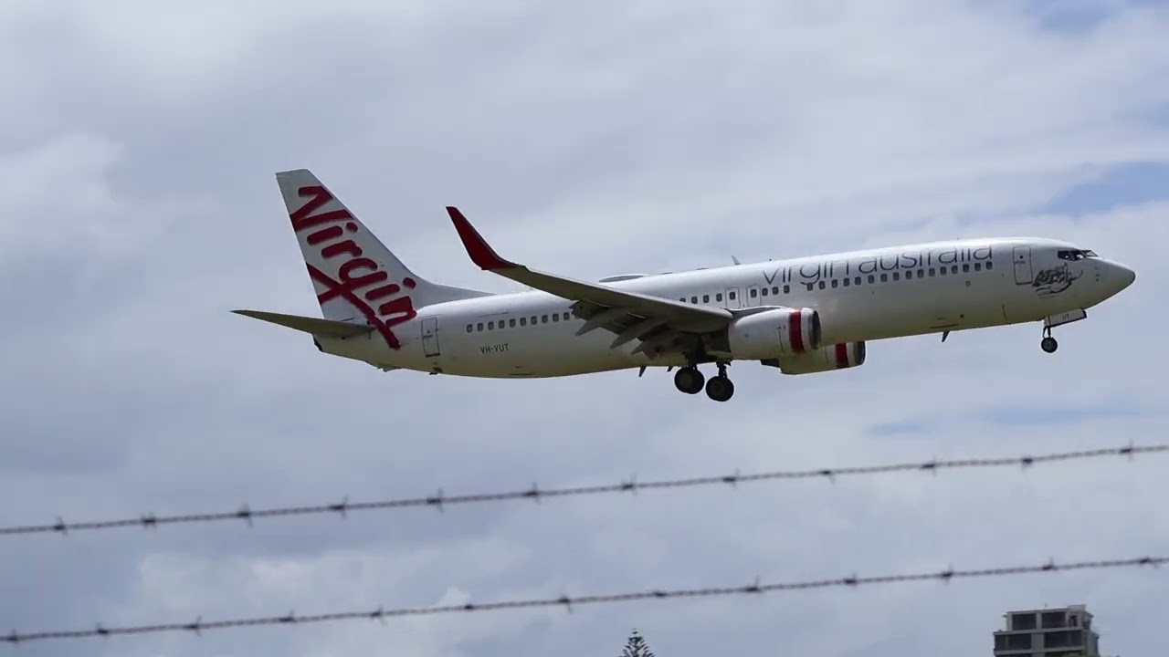 Посадка 🛬 VirginAus 14 OOL - Ветрено после дождя! #deanosaviation25 #planespotting #b737800