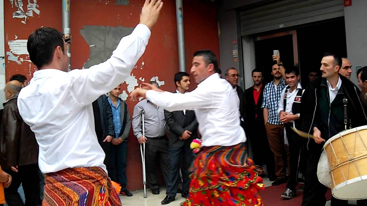 Cide Aydos Ekibi Aydın Köçek Kemaneci Mıstık Kst Cideli Ahmet Demirin Kızının Düğünü (1)