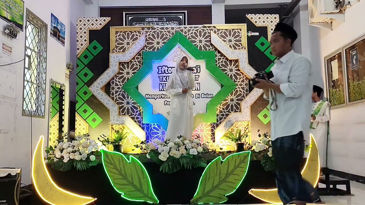 Penampilan Puisi. Syerina Mutiara Fatimah #fypシ #fypシ゚viral #puisi #sekolah #sekolahislamterpadu 