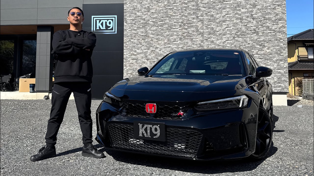希少　試乗車？civic FL-5 クリスタルブラックパール入庫