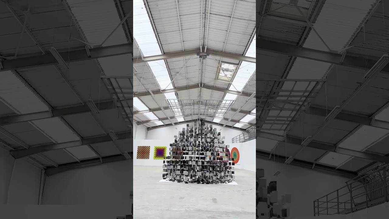 Kinetic & Op Artist, Julio Le Parc  #art #artinstallation #artist #artexperience