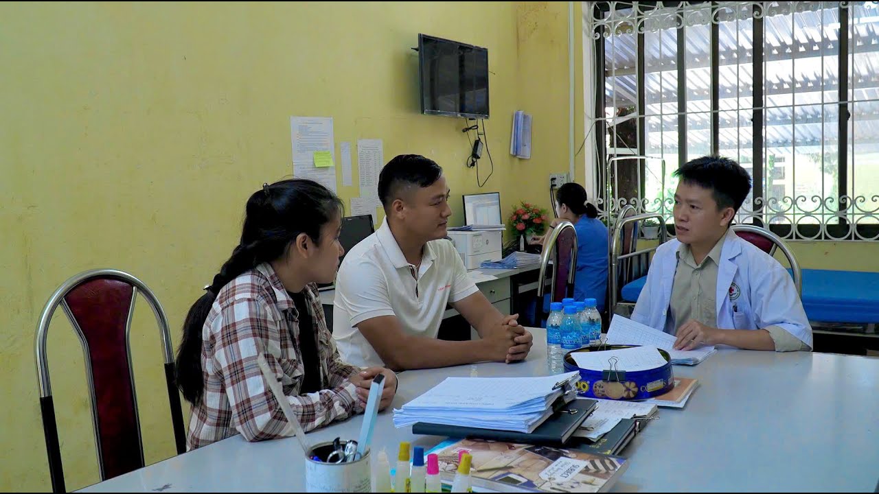 The love story of a kind doctor and a mute single mother: Tu Yen's journey to find her voice again