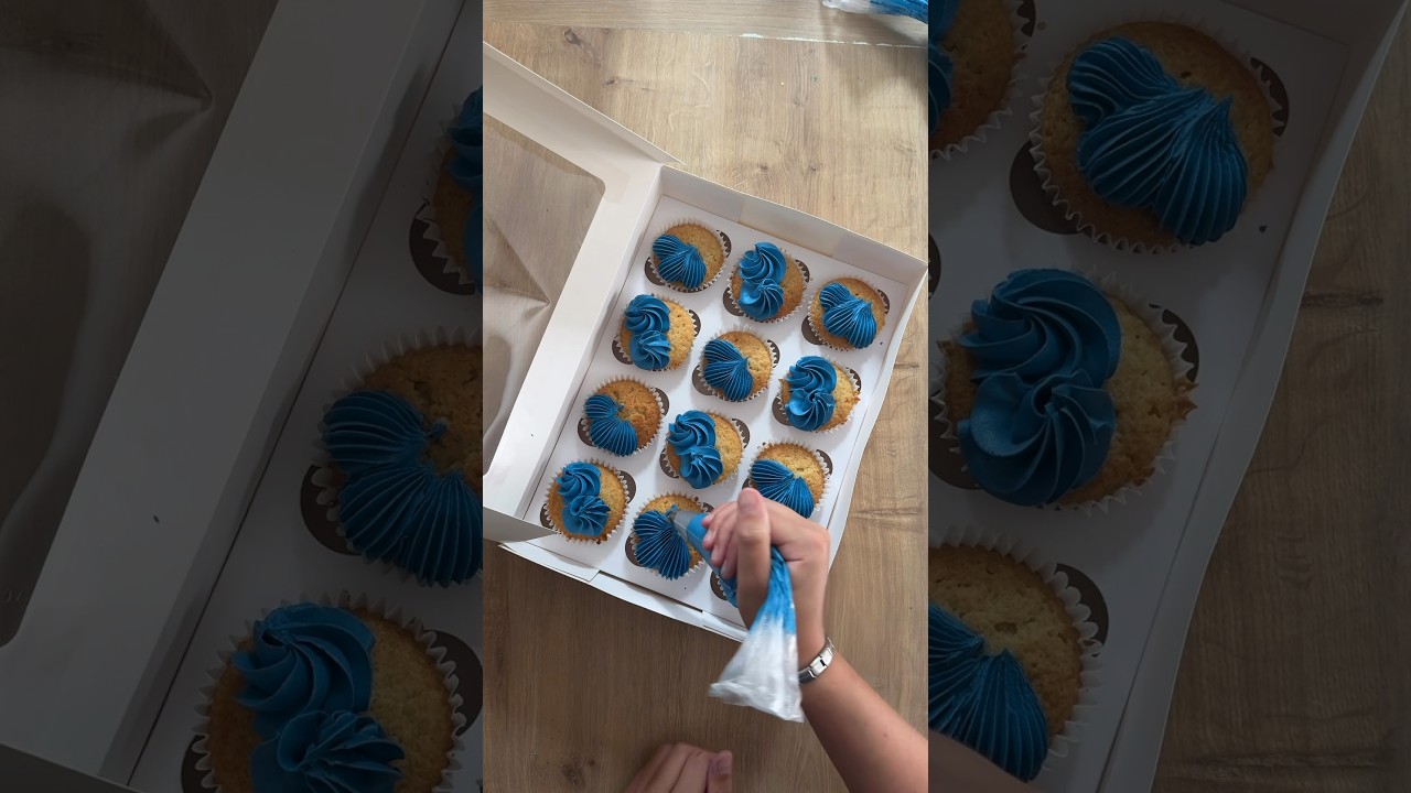 Cupcakes 💙 #cupcakedecorating #cupcake #customisedcupcakes #cupcakedesign #cupcakeideas #cupcakes