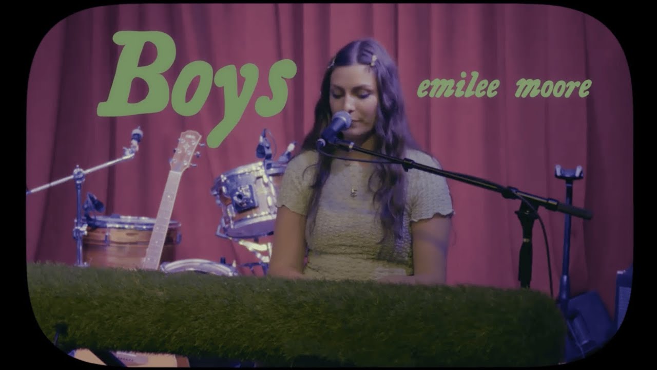Emilee Moore - Boys (Live)