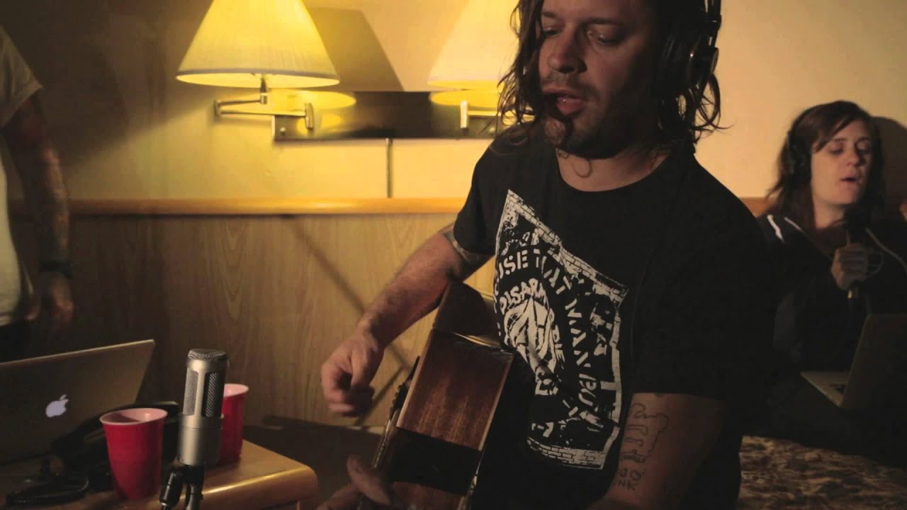 MIRACLES - LA DÉRIVE avec Vulgaires Machins (performance)