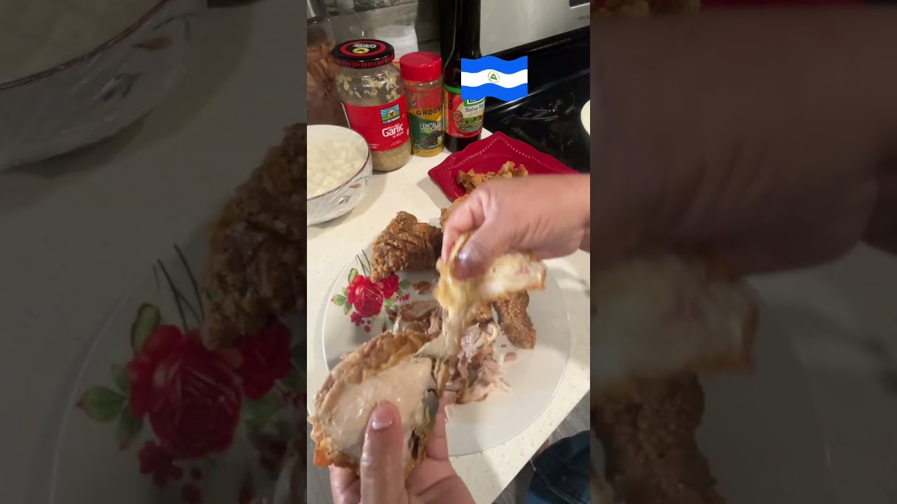 Wacamole Nicaragüense y un pollo desmenuzado.