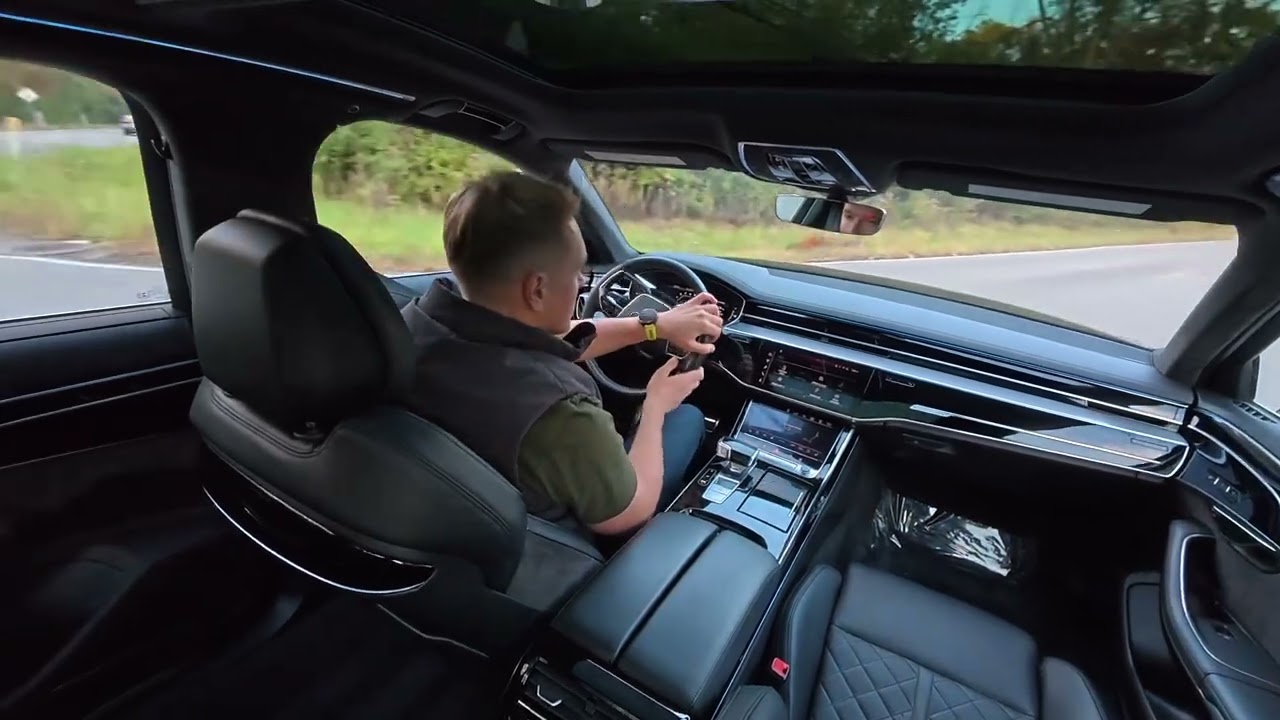 2020 Audi S8 | Test Drive Video