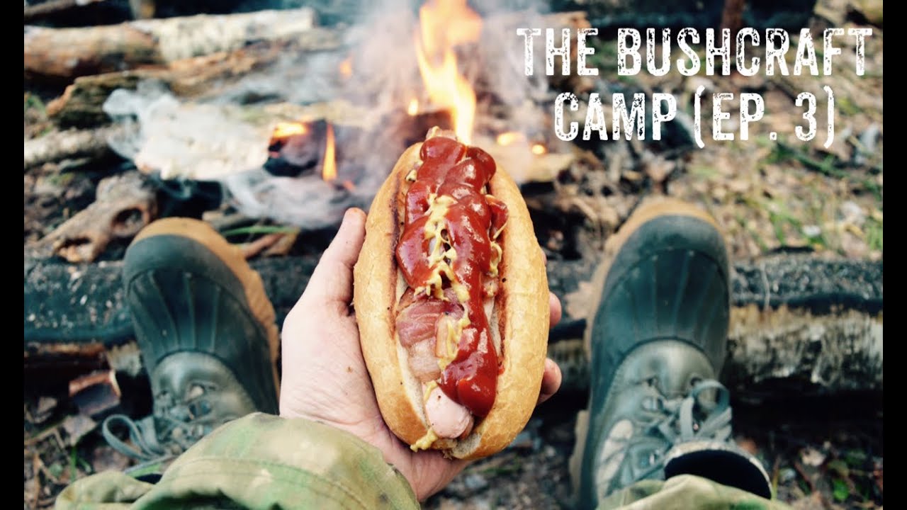 BUILDING A PRIMITIVE SHELTER. COOKING HOT DOG ON CAMPFIRE. BUSHCRAFT PROJECT (Ep.3)