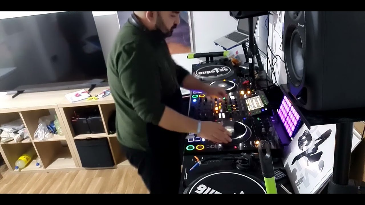 Dj Skudero - Nothings compare 2u ❌️ Xavi Metralla - vibrations